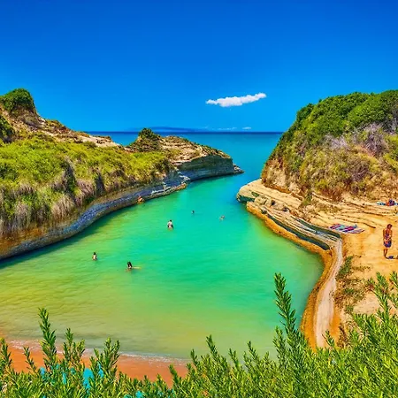 Διαμέρισμα Natural Blue Suites-canal D'amour Retreat