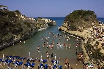 Διαμέρισμα Natural Blue Suites-canal D'amour Retreat