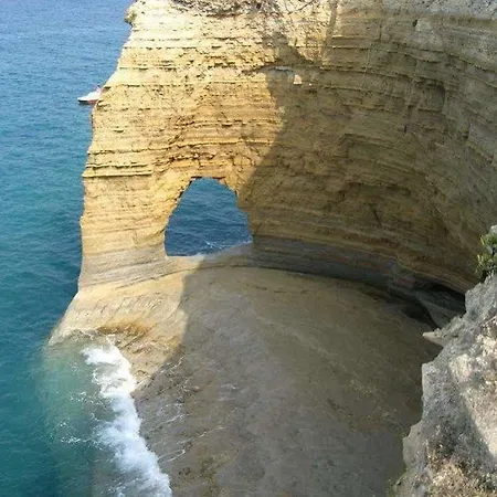 Natural Blue Suites-canal D'amour Retreat