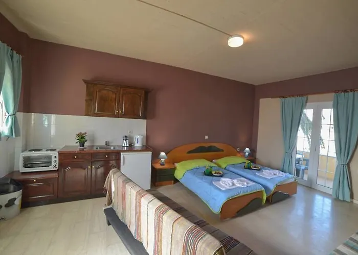 Natural Blue Suites-canal D'amour Retreat شقة