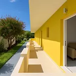 Natural Blue Suites-canal D'amour Retreat Apartmán