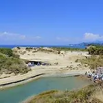 Natural Blue Suites-canal D'amour Retreat