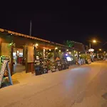 Natural Blue Suites-canal D'amour Retreat