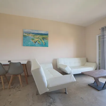 Natural Blue Suites-Canal D'Amour Retreat