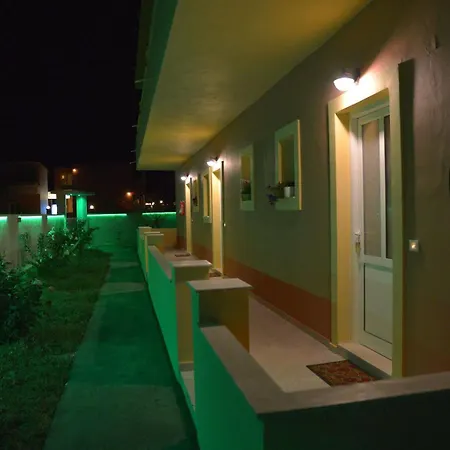 Διαμέρισμα Natural Blue Suites-canal D'amour Retreat
